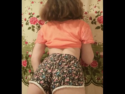 ❤️ Sexy mladá kočka svléká šortky před kamerou. ❤️❌ Domácí porno u cs.xxxtun.ru ❤